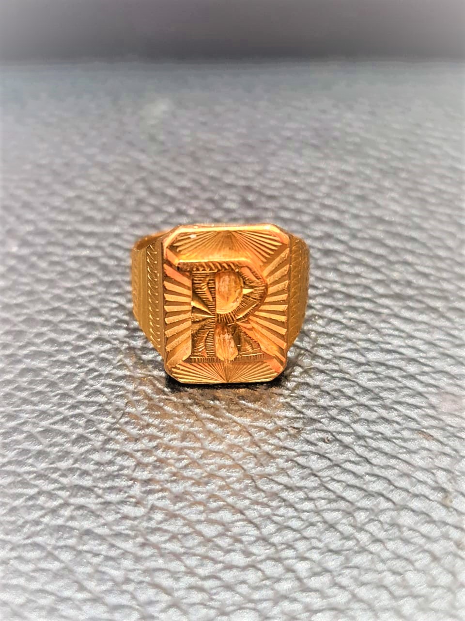盾金