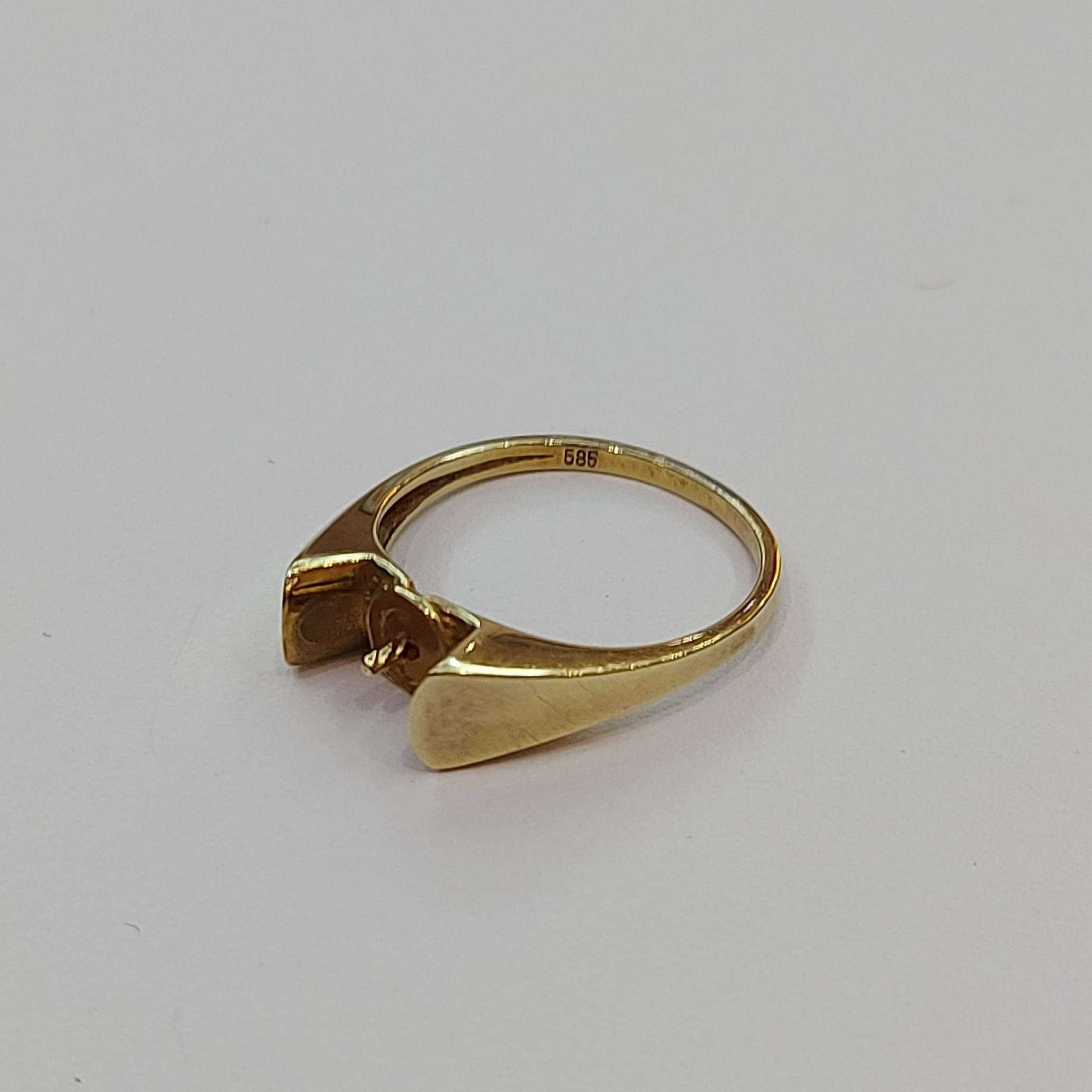K14 Gold