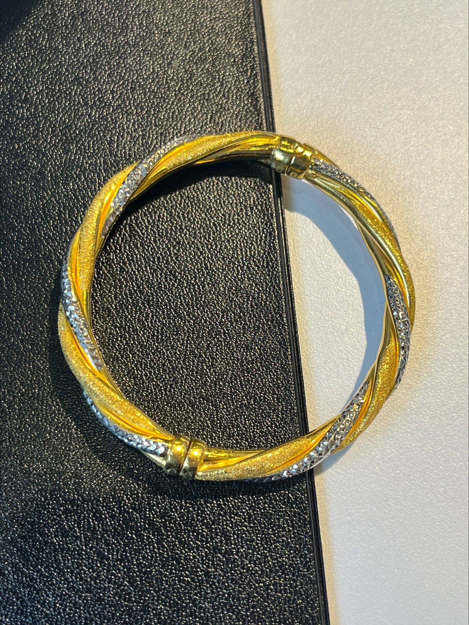 K22 Gold